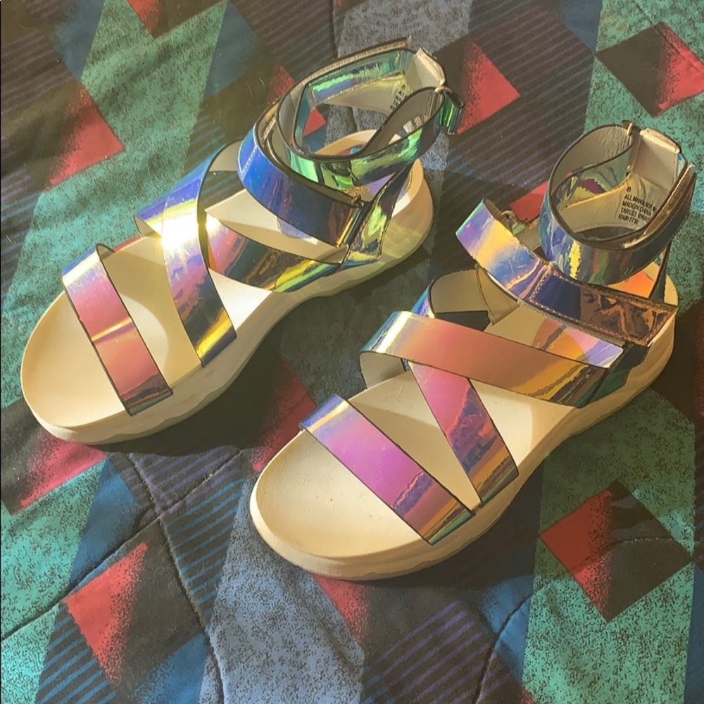 Wild Fable Holographic Iridescent Gladiator sandal